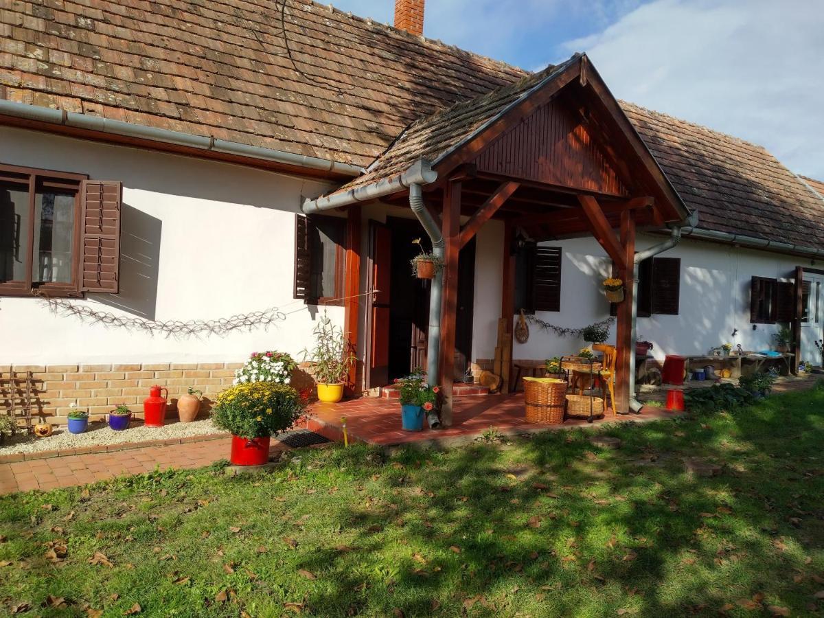 Harmat Porta Villa Galambok Exterior photo